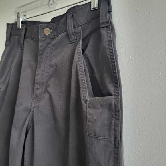 Carthartt Dark Grey Relaxed Fit Mens Casual Work Pocket Pants size 30 - Picture 4 of 12
